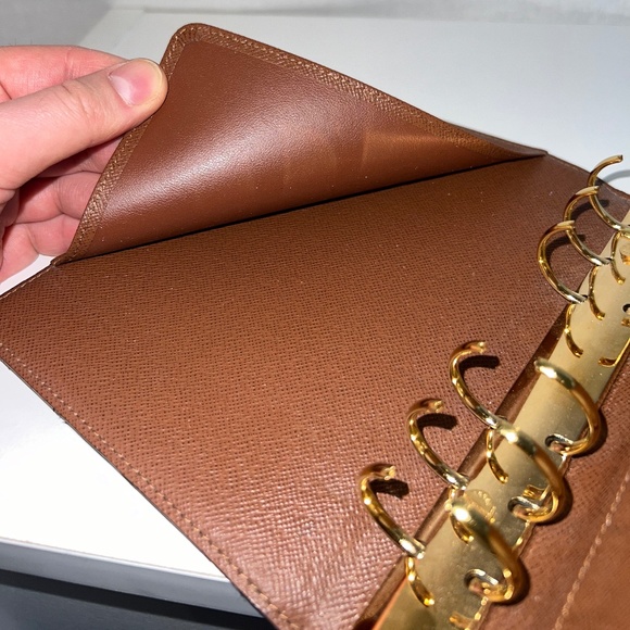 Louis Vuitton - Size MM Ring Agenda Hot Stamped with Gift Set/Old Packaging EUC - Picture 12 of 16